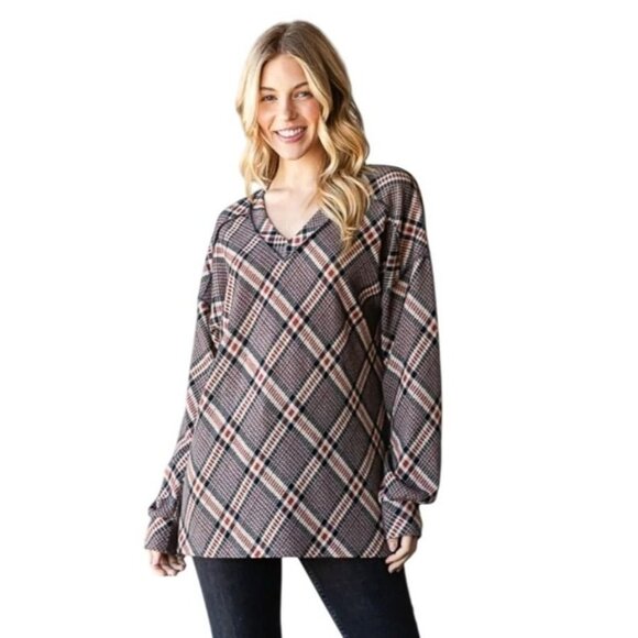 Heimish USA Plaid V Neck Long Sleeve Top Womens Size 1X Exposed Seam Shirt NEW - Picture 2 of 9